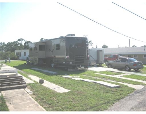Foto del edificio - 6545 N US Hwy 1