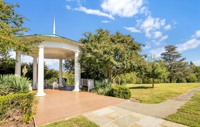 Photo - Bright Top-Floor 2BR Condo with Balcony in Parkside Community