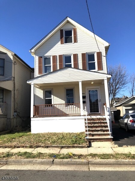 Building Photo - 118 Irene St