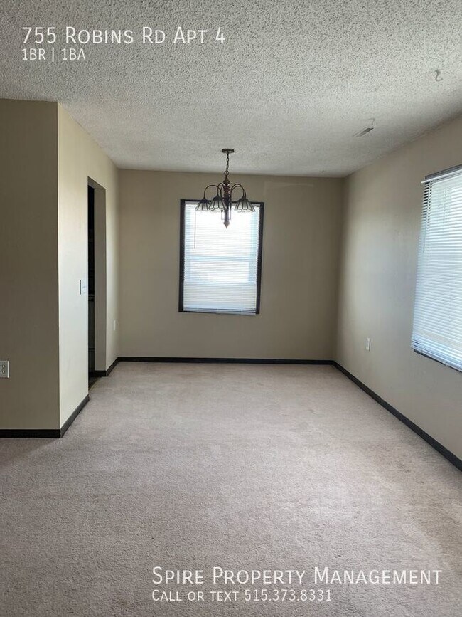 Foto del edificio - Hiawatha Large 2 bedroom 1 bath