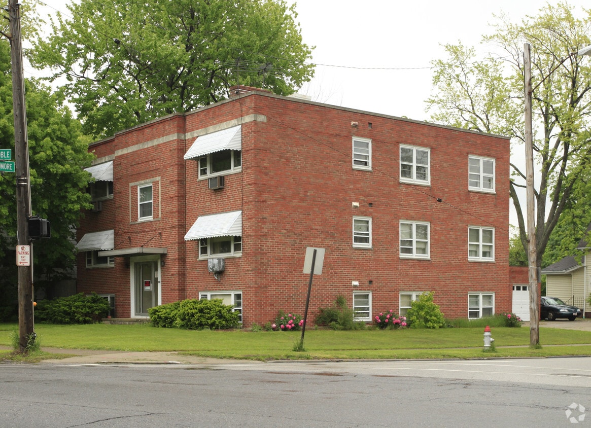 Primary Photo - 2833 Noble Rd