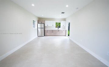 Building Photo - 11820 SW 189th St