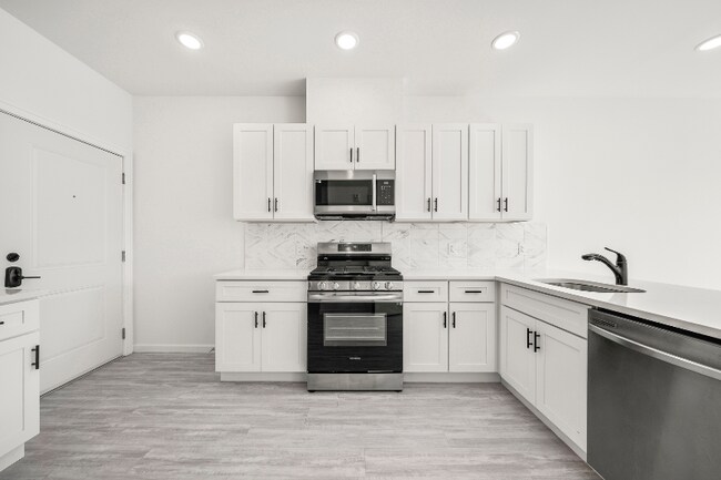 Foto del edificio - 51 E Main St