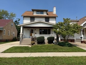 Building Photo - 19031 Monterey Ave