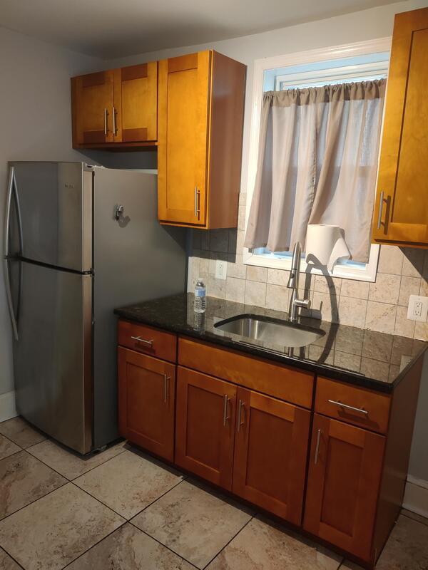 Foto del edificio - 5812 N Woodstock St