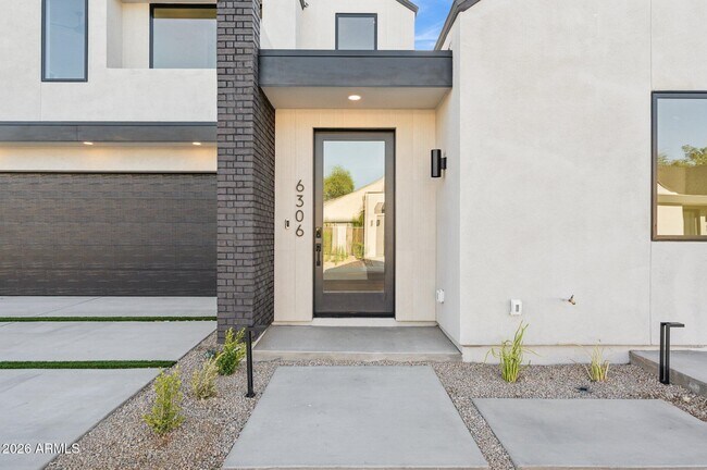 Foto del edificio - 6306 N 10th Dr