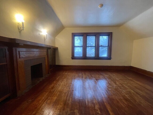 Building Photo - 2834 N 54th St. (Duplex)