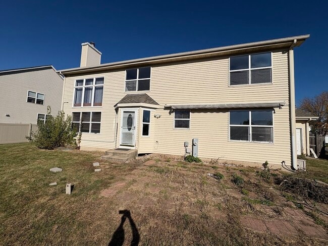 Building Photo - 23901 Cahills Way