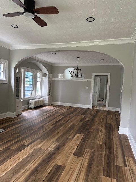 Sala de estar - 3081 E Derbyshire Rd