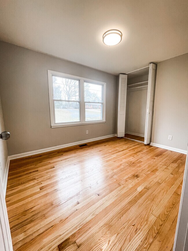 Building Photo - 3602 Edgefield Rd