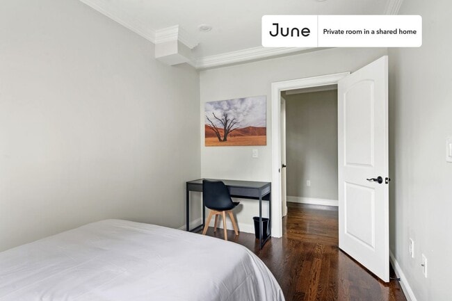 Foto del edificio - Room in Shared 4 bed/1.5 bath home