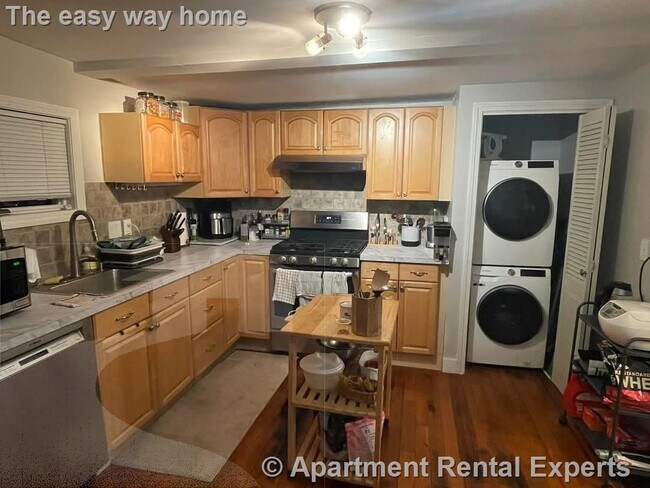 Photo - 118 Otis St Apartment