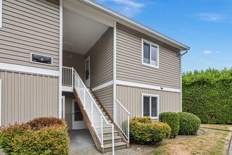Building Photo - 12510 NE 130th Way