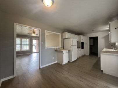 Building Photo - "Charming 3-Bed, 2-Bath Haven on 68th Street, Lubbock - Perfectly Cozy at 1088 Sq Ft!"