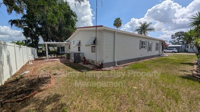 Foto del edificio - 4719 Tangelo Dr