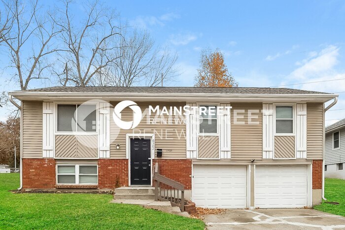 Foto principal - 3 Bedroom Pet-Friendly Home in Grandview, ...