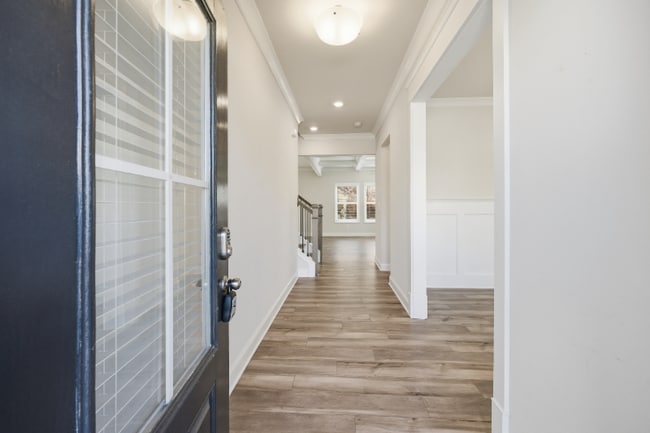 Foto del edificio - 1612 Dover Creek Ln