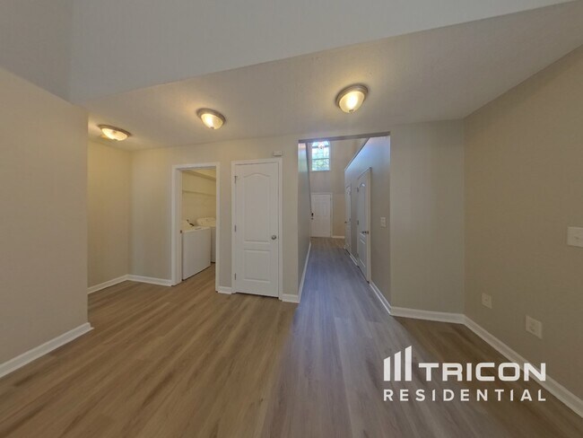 Foto del edificio - 350 Valley View Dr