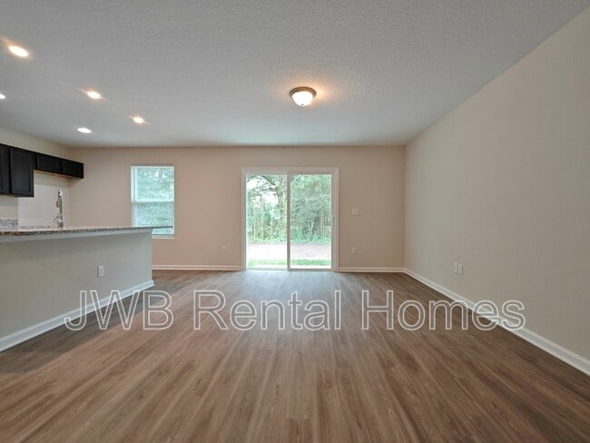 Building Photo - 8564 Susie St