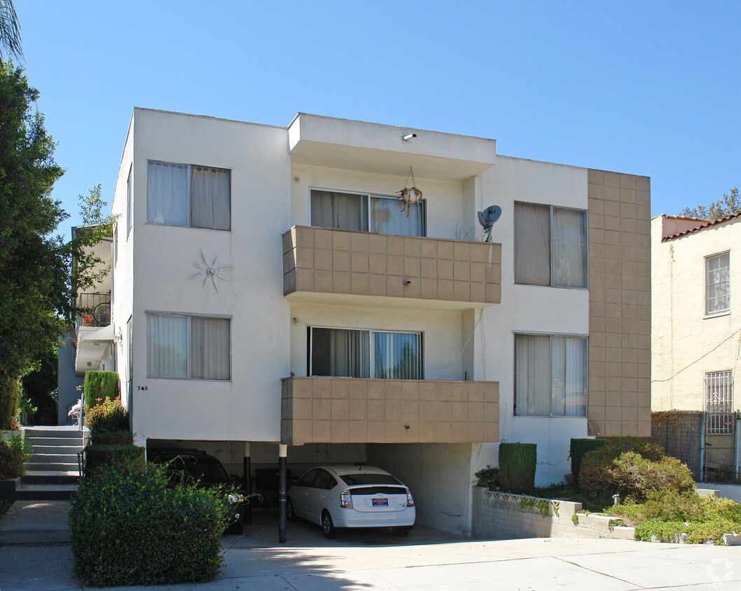 Building Photo - 745 N Edinburgh Ave
