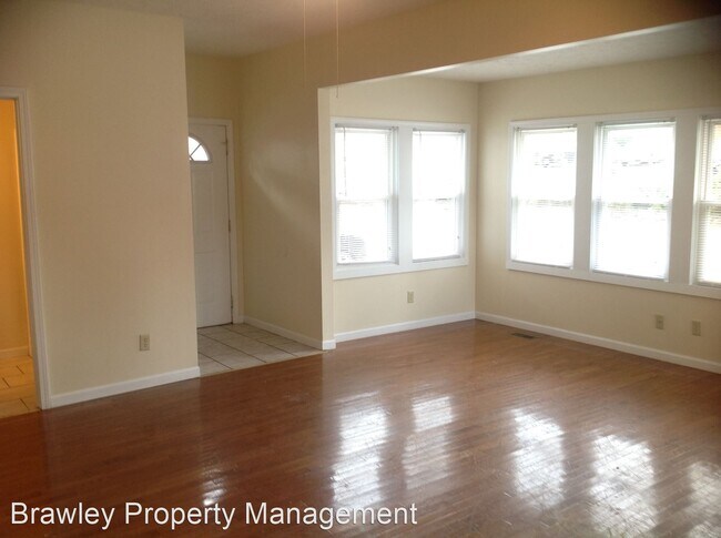 Foto del edificio - 5 br, 3 bath House - 418 N. Grant St