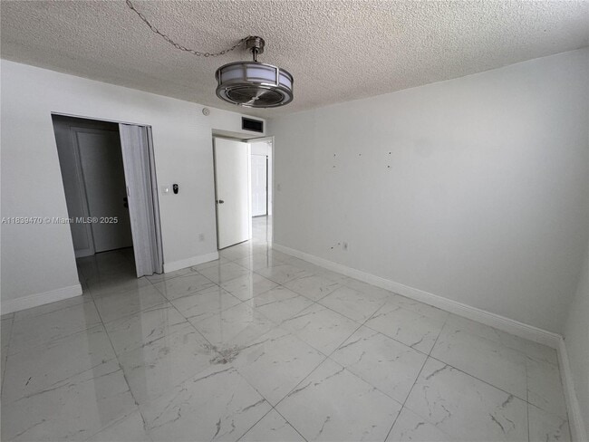 Building Photo - 15650 SW 80th St