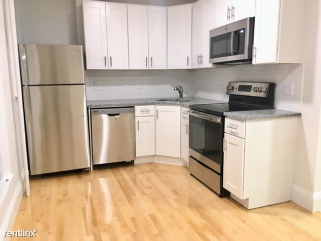 Building Photo - 465 Park