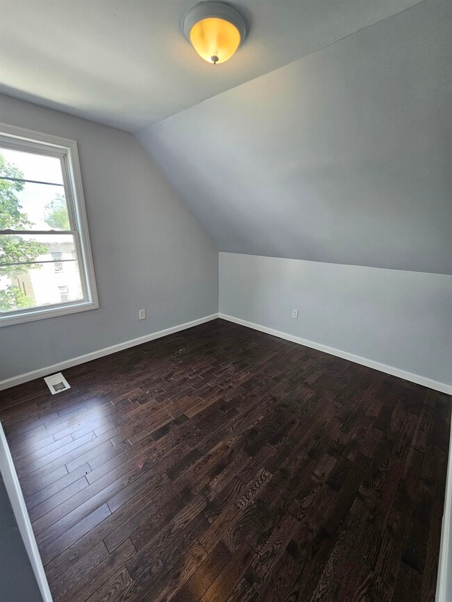 Building Photo - 222 Wilkinson Ave
