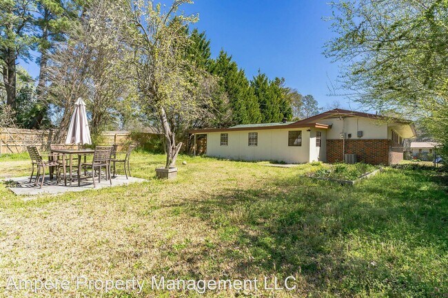 Foto del edificio - 3 br, 1 bath House - 132 Woodside Dr