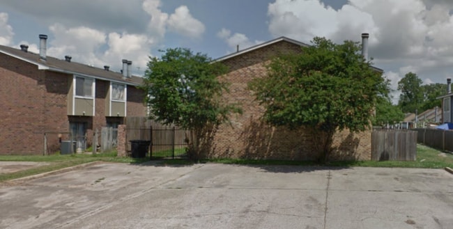 Building Photo - 8746 Elvin Dr