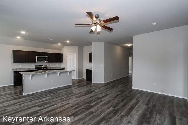 Building Photo - 3 br, 2 bath House - 291 Justin St