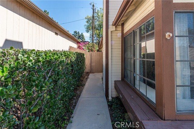 Foto del edificio - 13982 Olive Grove Ln