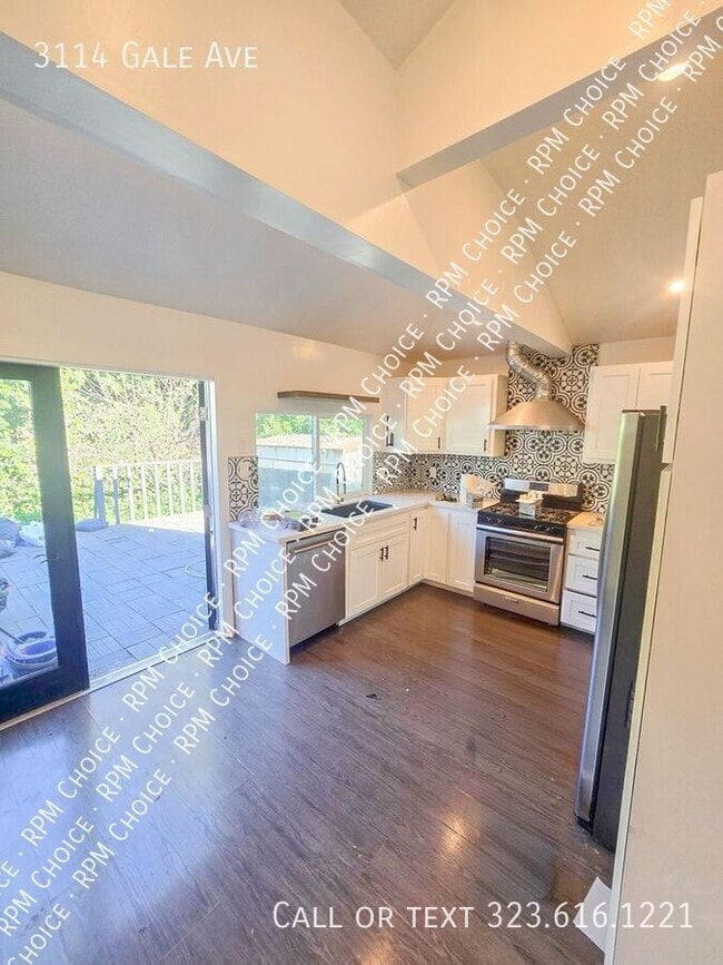 Building Photo - 3114 Gale Ave