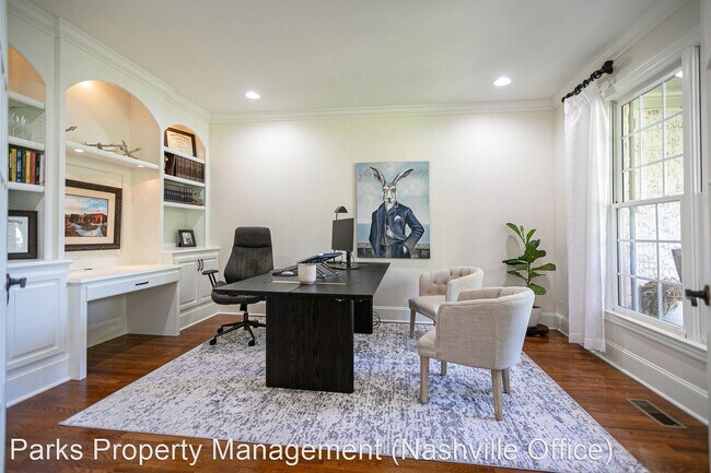 Building Photo - 4 br, 5 bath House - 281 King Arthur Circle