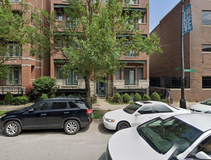 Foto principal - 834 W Diversey Pky