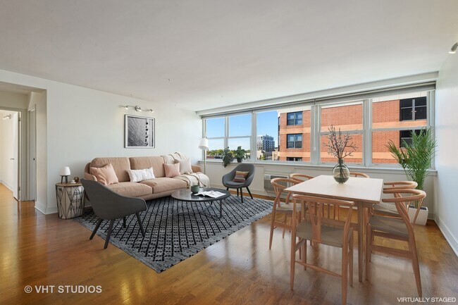 Foto del edificio - 2300 N Commonwealth Ave