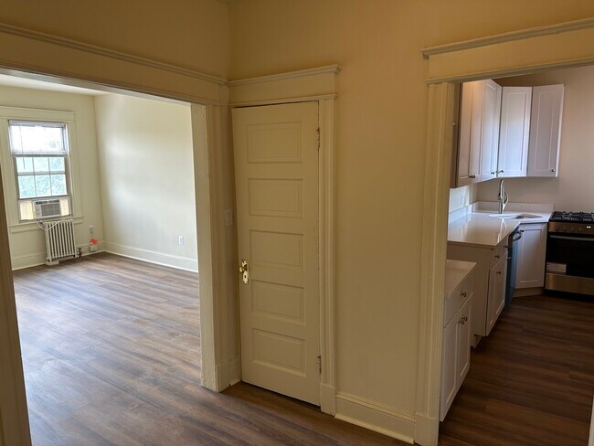 Foto del edificio - 1811-1815 S St NW