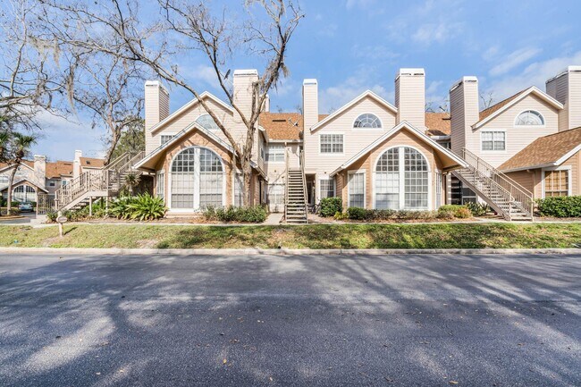 Building Photo - Hidden Springs - 605 YP 34