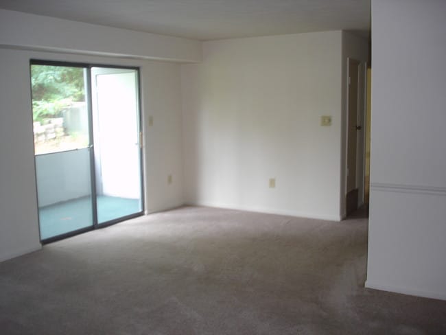 Building Photo - 2002 Langdon Rd SW