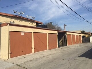 Building Photo - 100 E 69th Way