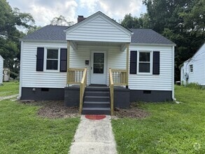 Building Photo - 1302 Highland Ave