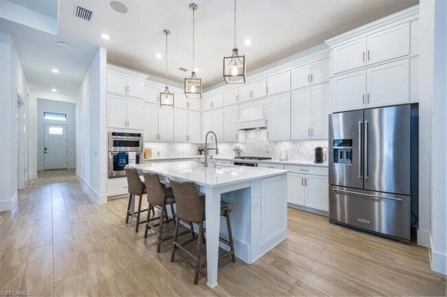 Building Photo - 9445 Caymas Ter