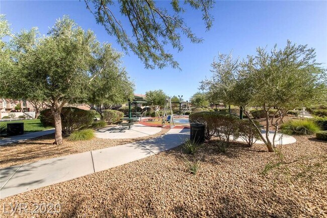 Building Photo - 8730 Horizon Wind Ave