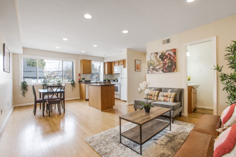 Foto principal - 3339 10th Pl SE