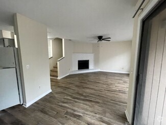 Building Photo - 1 Westbrooke Dr