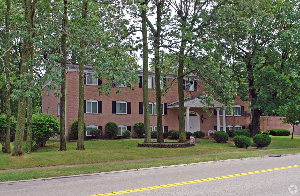 Building Photo - Wildwood 1