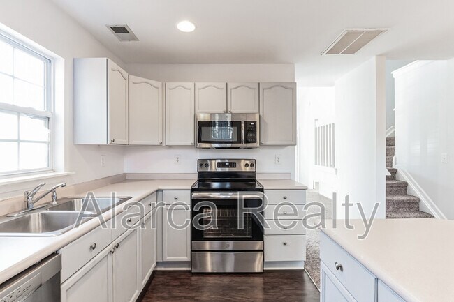 Building Photo - 2144 Preakness Ct