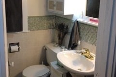 Bath - 533 S Braddock Ave