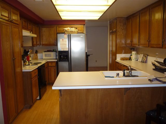 Foto del edificio - Spacious Updated Bonita Condo
