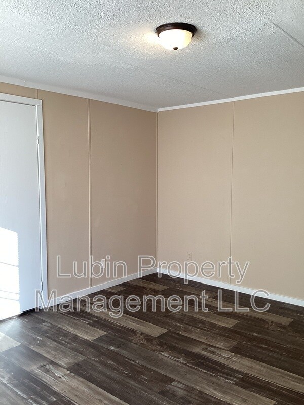 Foto del edificio - 45 Grove Blvd